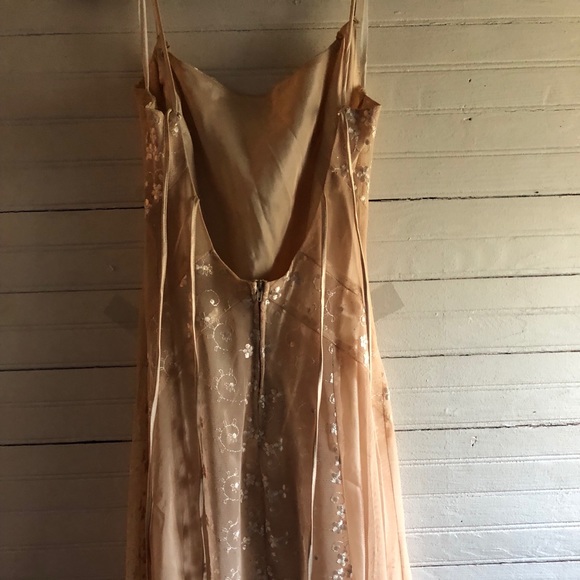 Gold high low dress - Picture 4 of 5